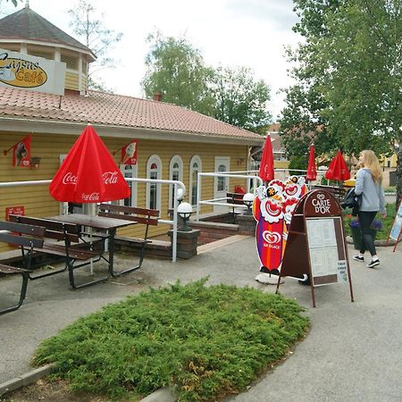 Bjoerkbackens Stugby I Виммербю Экстерьер фото